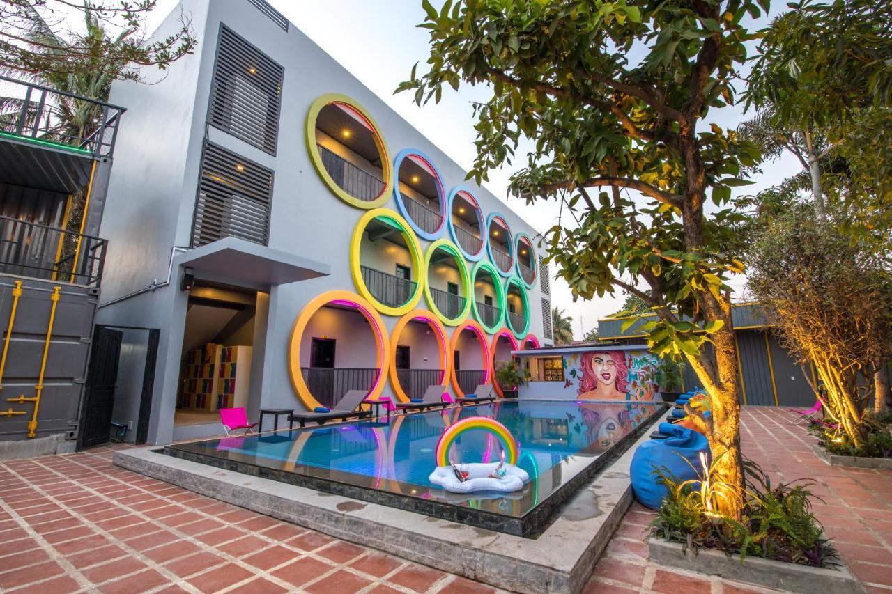 White Rabbit Hostel Siem Reap Ngoại thất bức ảnh