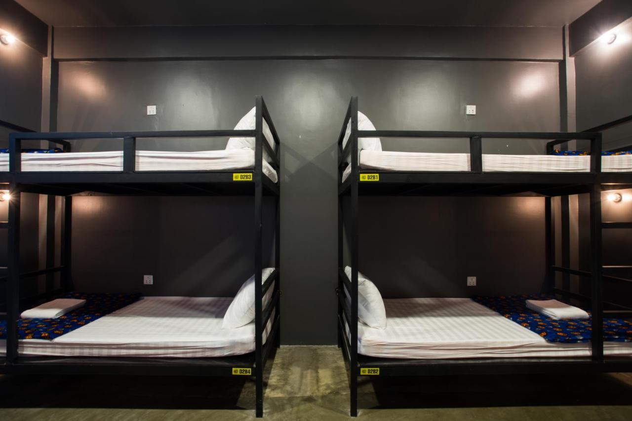 White Rabbit Hostel Siem Reap Ngoại thất bức ảnh