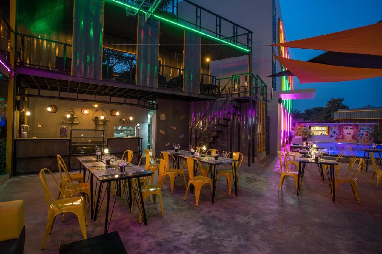 White Rabbit Hostel Siem Reap Ngoại thất bức ảnh