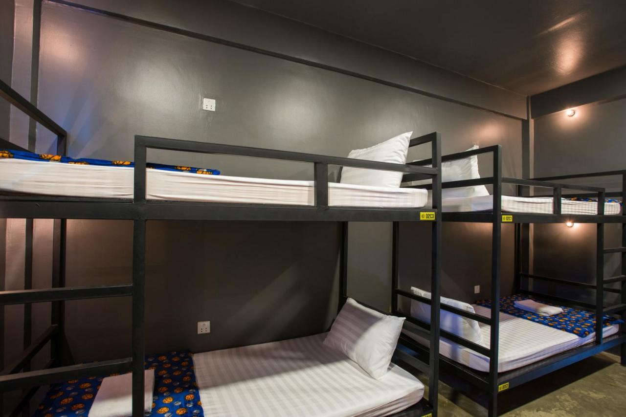 White Rabbit Hostel Siem Reap Ngoại thất bức ảnh