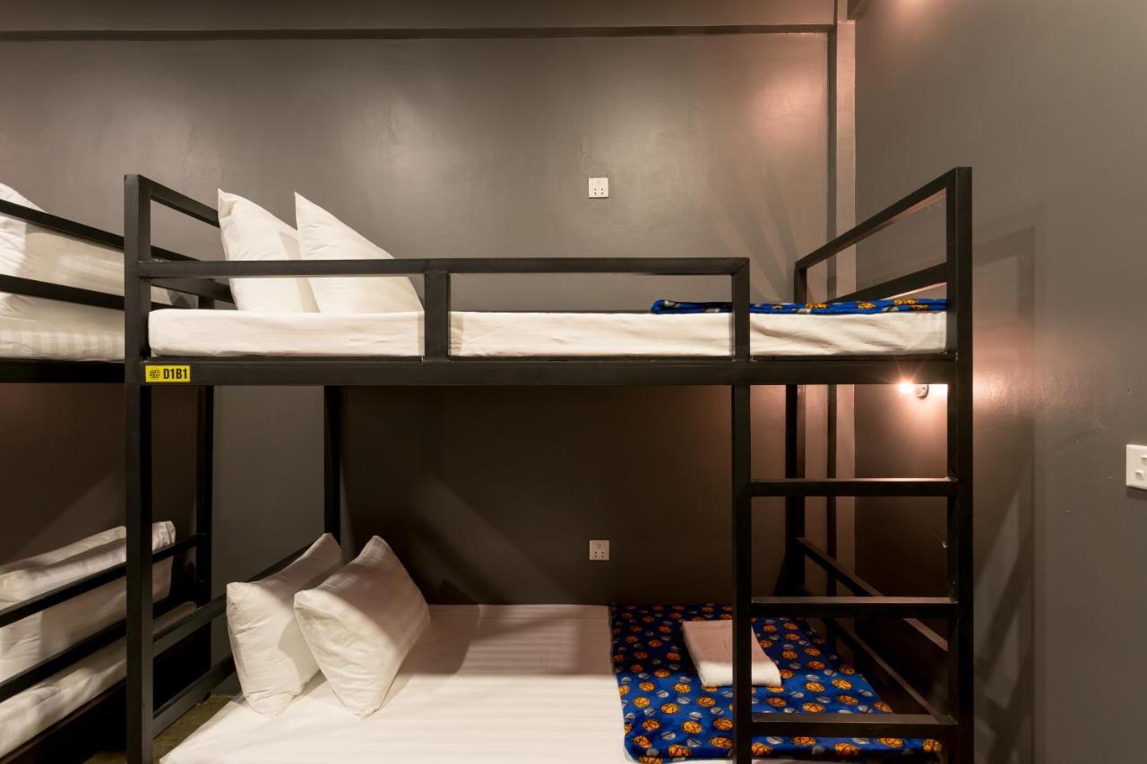 White Rabbit Hostel Siem Reap Ngoại thất bức ảnh